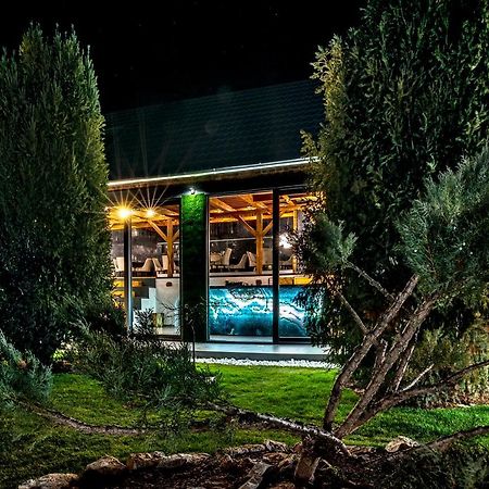 Szent Gyoergy Kuria Bed & Breakfast Kisharsany Exterior photo